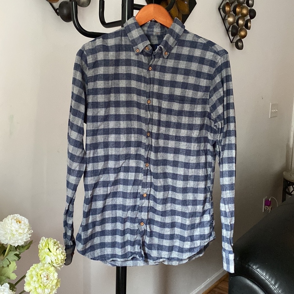 Ben Sherman Men's Flannel Shirt Size M Plaid  100% Cotton Long Sleeve